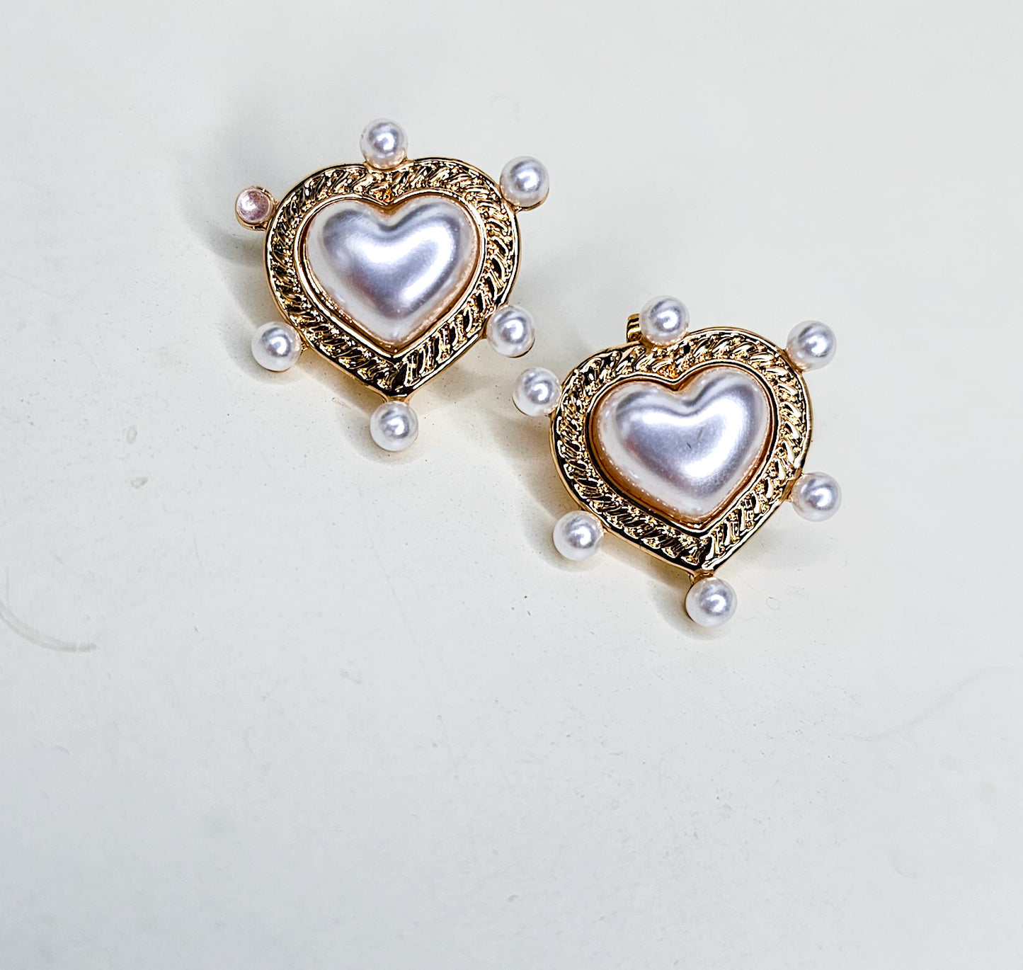 Stud heart Earrings